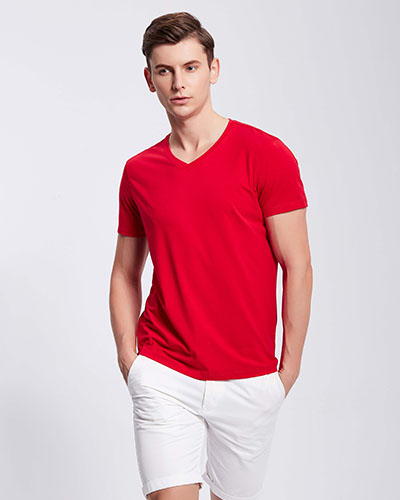 個性純(chún)棉T恤定(ding)制